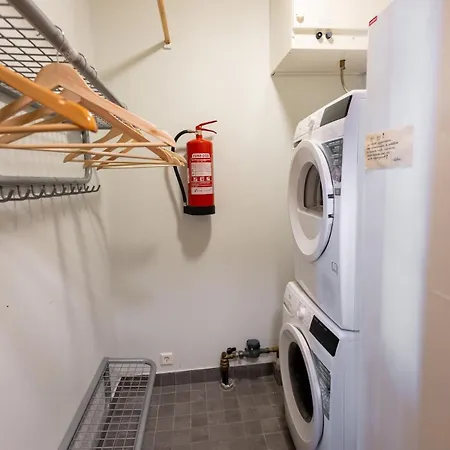 아파트 Tunnelmallinen Ski-in,out-huvila *